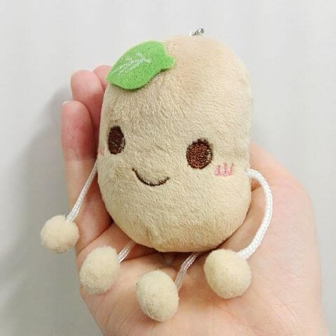 super cute smiling potato plush toy
